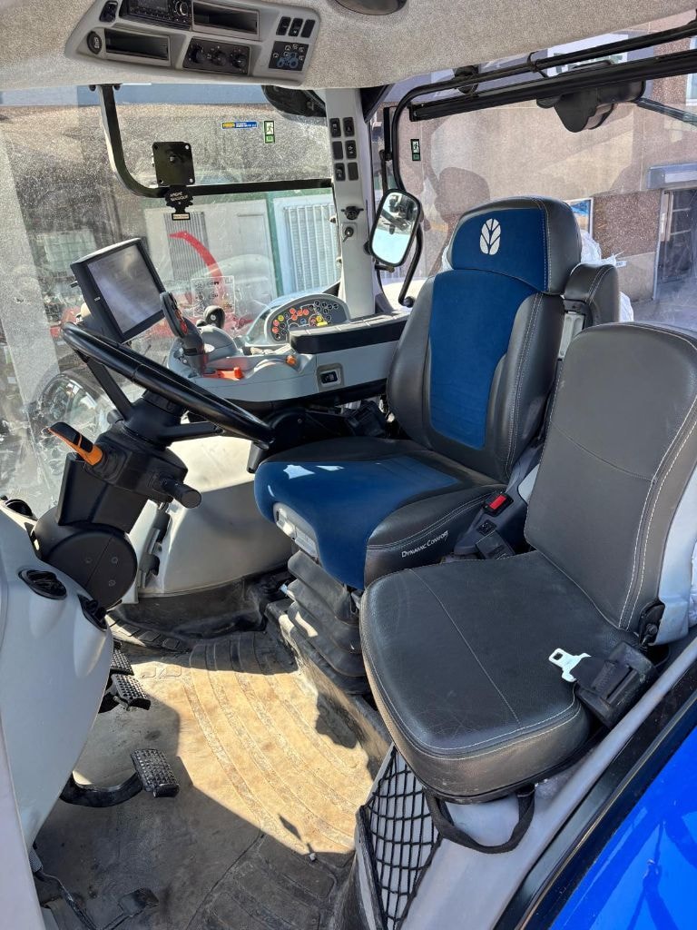 Tracteur NEW HOLLAND T7 315 HD  - photo slide 21