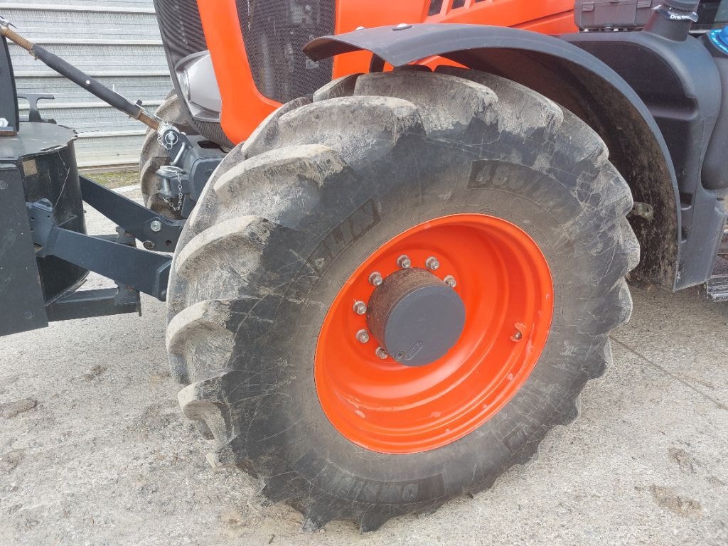 Tracteur KUBOTA M7 153 - photo slide 6