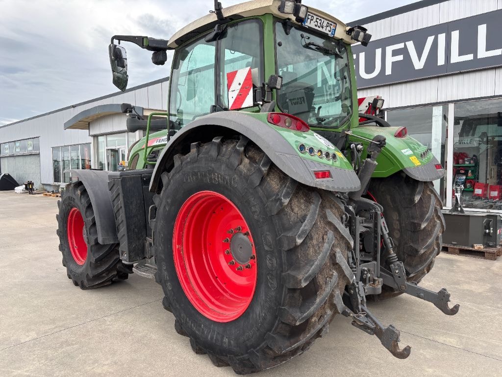Tracteur FENDT 718 VARIO POWER - photo slide 3