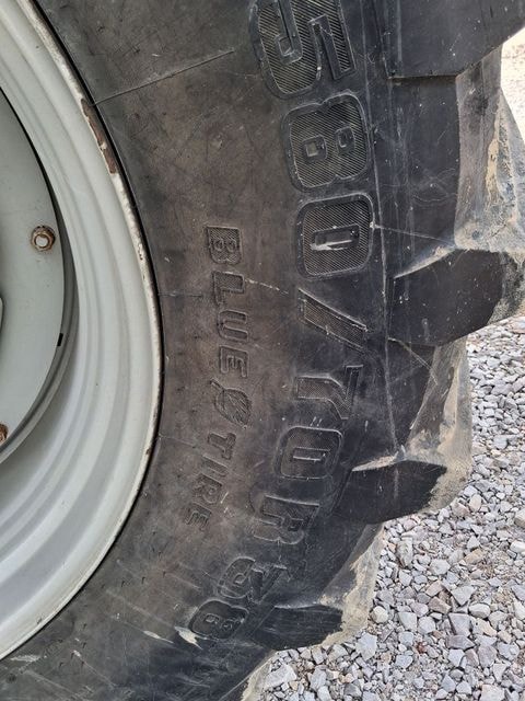 Tracteur chargeur VALTRA N 135A - photo slide 11
