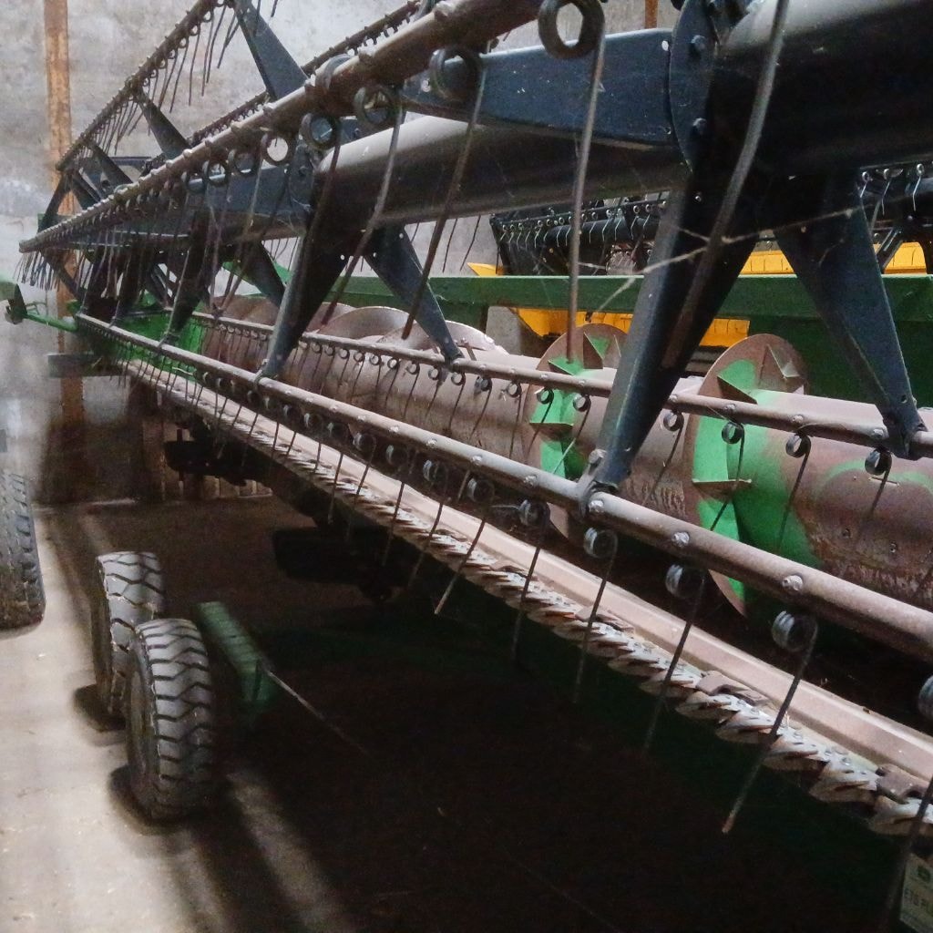 Moissonneuse JOHN DEERE 9780 CTS - photo slide 15