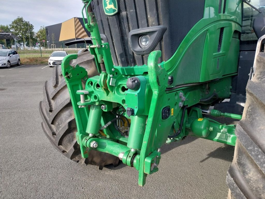 Tracteur JOHN DEERE 6R215 - photo slide 16