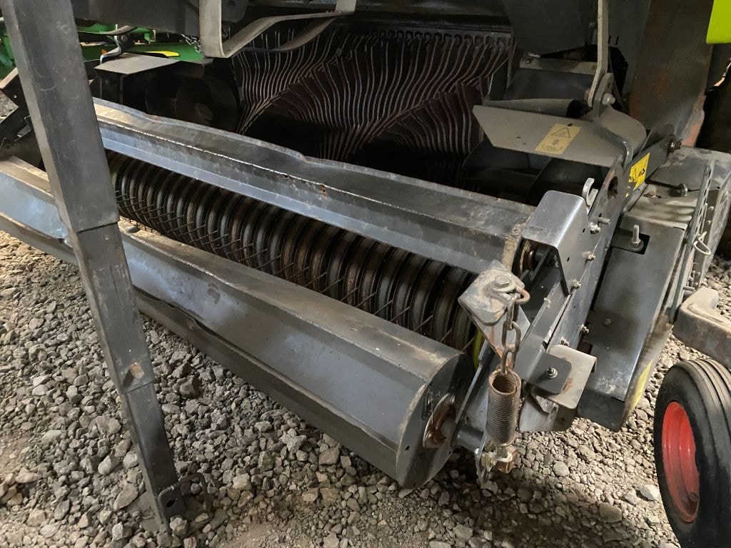 Presse enrubanneuse CLAAS Uniwrap Rollant 455 RC - photo slide 5