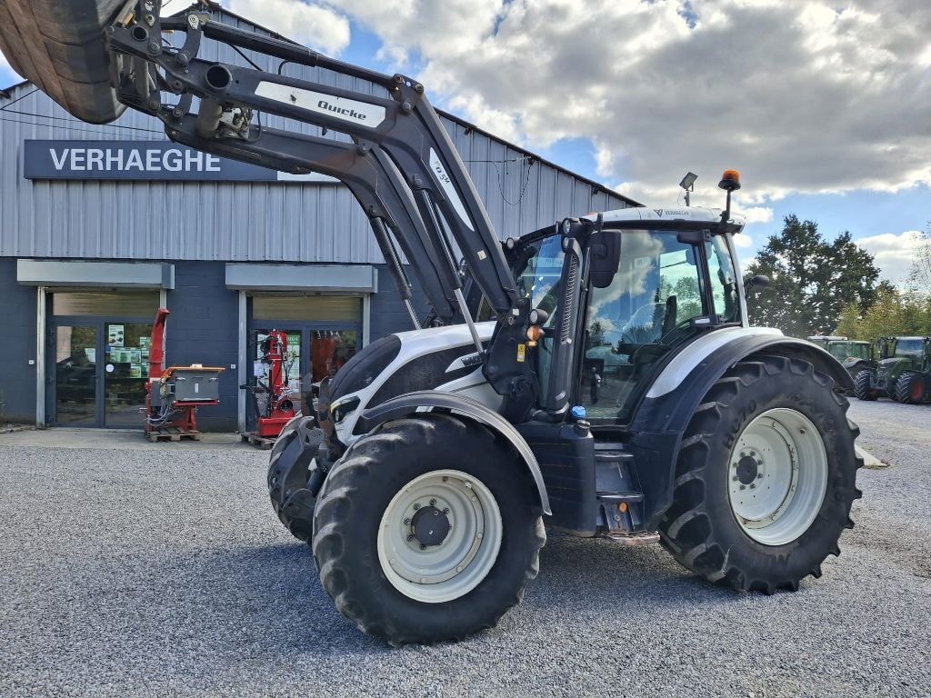 Tracteur VALTRA N154 Active  - photo slide 1