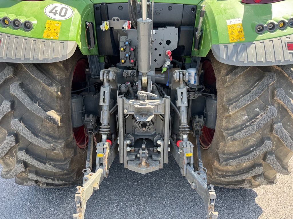 Tracteur FENDT 716 power - photo slide 9
