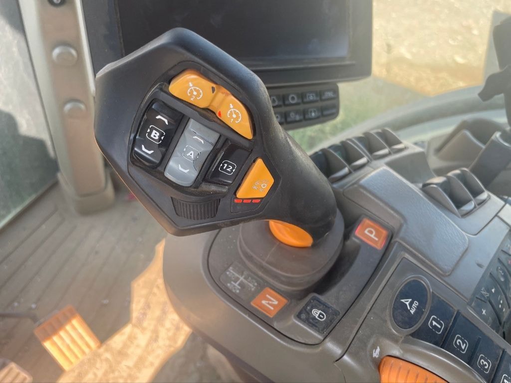 Tracteur JOHN DEERE 8R 310 PREMIUM - photo slide 13