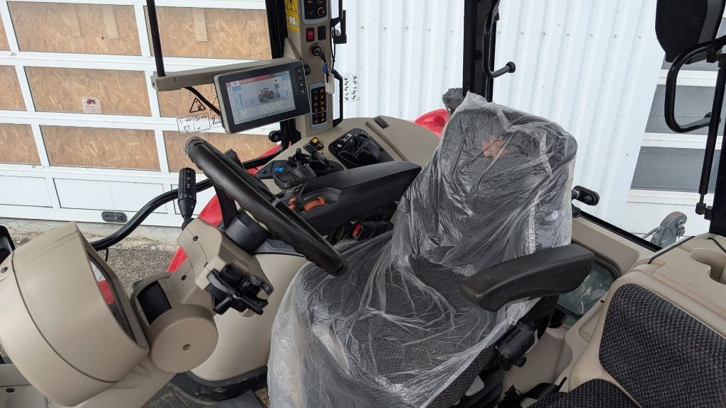 Tracteur MASSEY FERGUSON 7716S DYNA-VT EXCLUSIVE - photo slide 10
