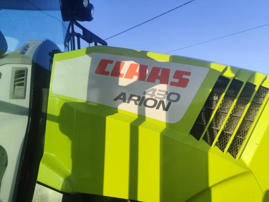 Tracteur CLAAS ARION 430 - photo slide 10