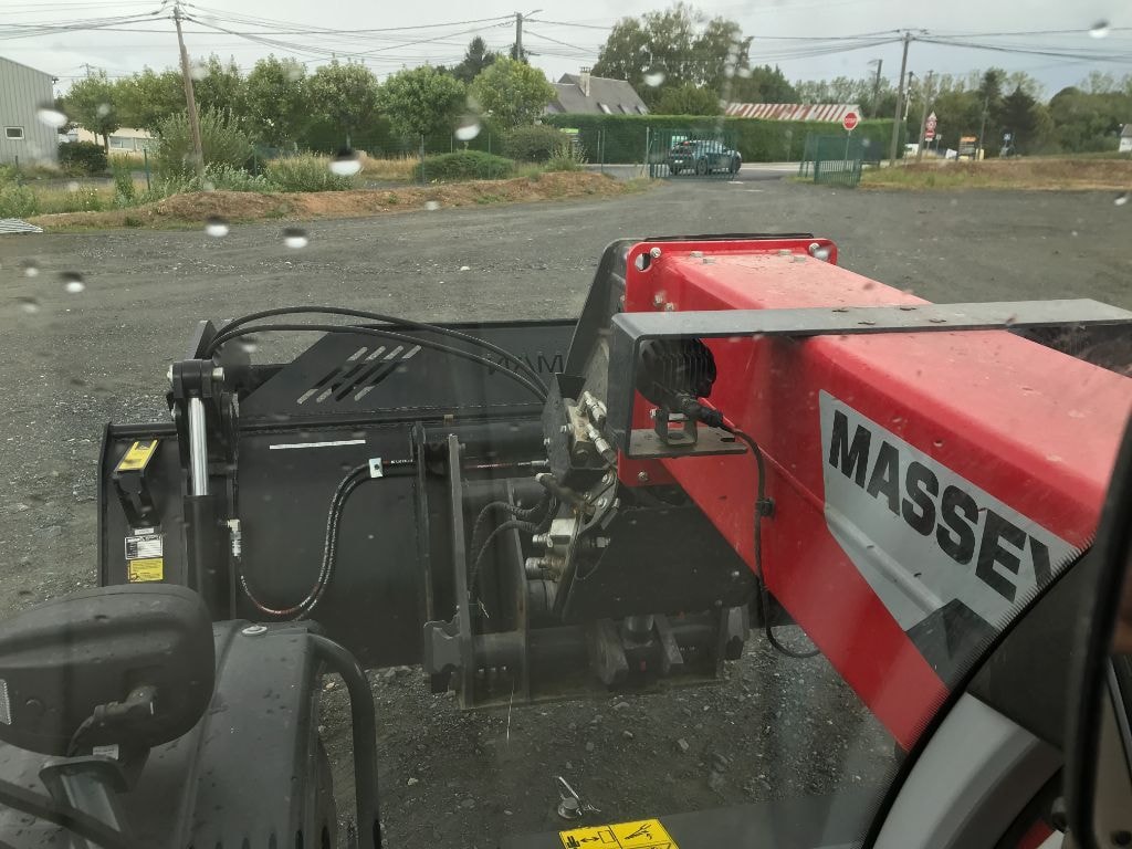 Telescopique MASSEY FERGUSON TH 6030 - photo slide 13