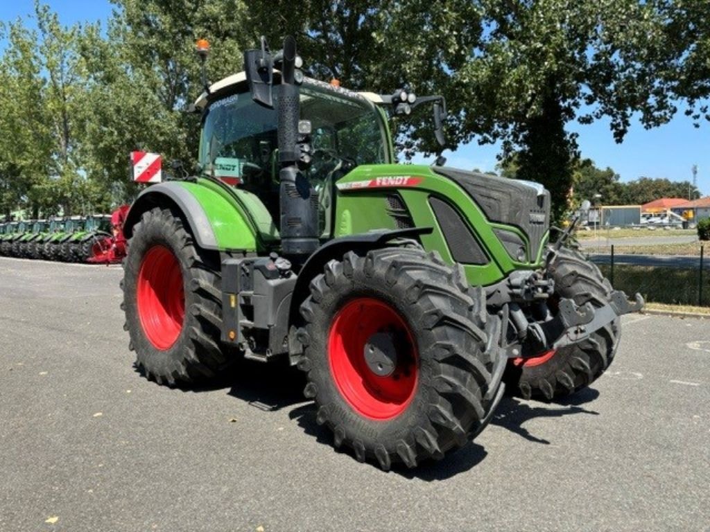 Tracteur FENDT 716 VARIO POWER + - photo slide 3