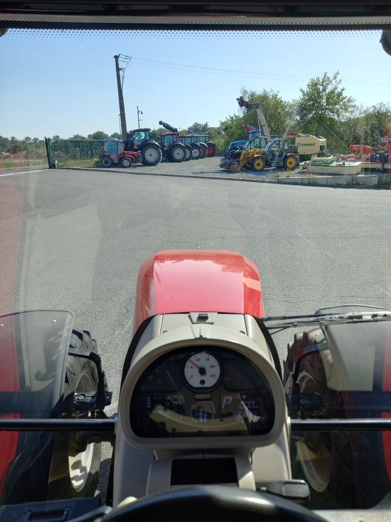 Tracteur MASSEY FERGUSON 7718S DYNA-VT EXCLUSIVE - photo slide 19