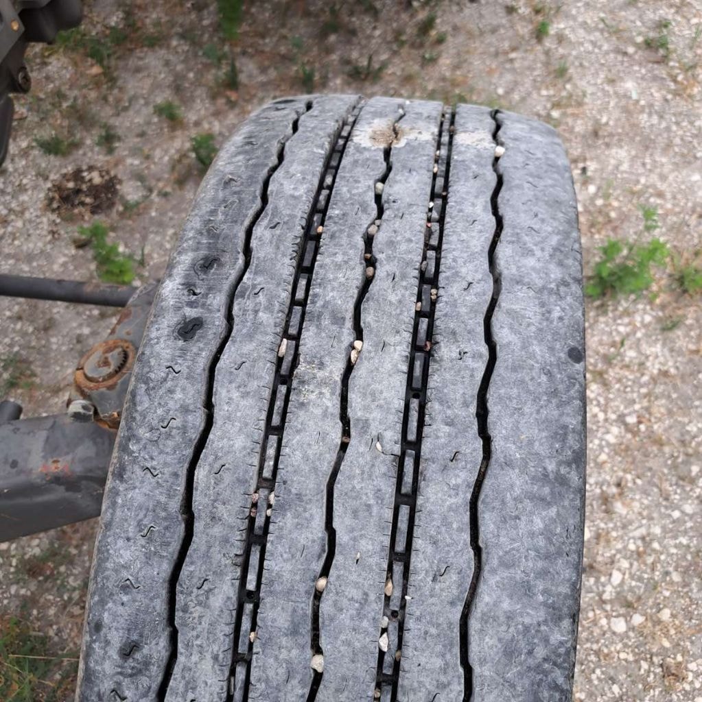 Tracteur RENAULT ERGOS 90 - photo slide 16