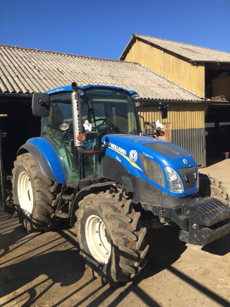 Tracteur NEW HOLLAND T4.85 - photo slide 2