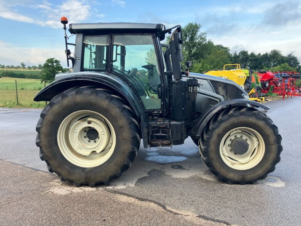 Tracteur VALTRA N 163 DIRECT - photo slide 3