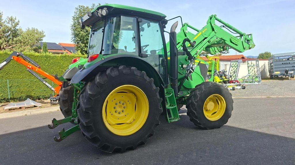 Tracteur chargeur JOHN DEERE 6090RC - photo slide 5