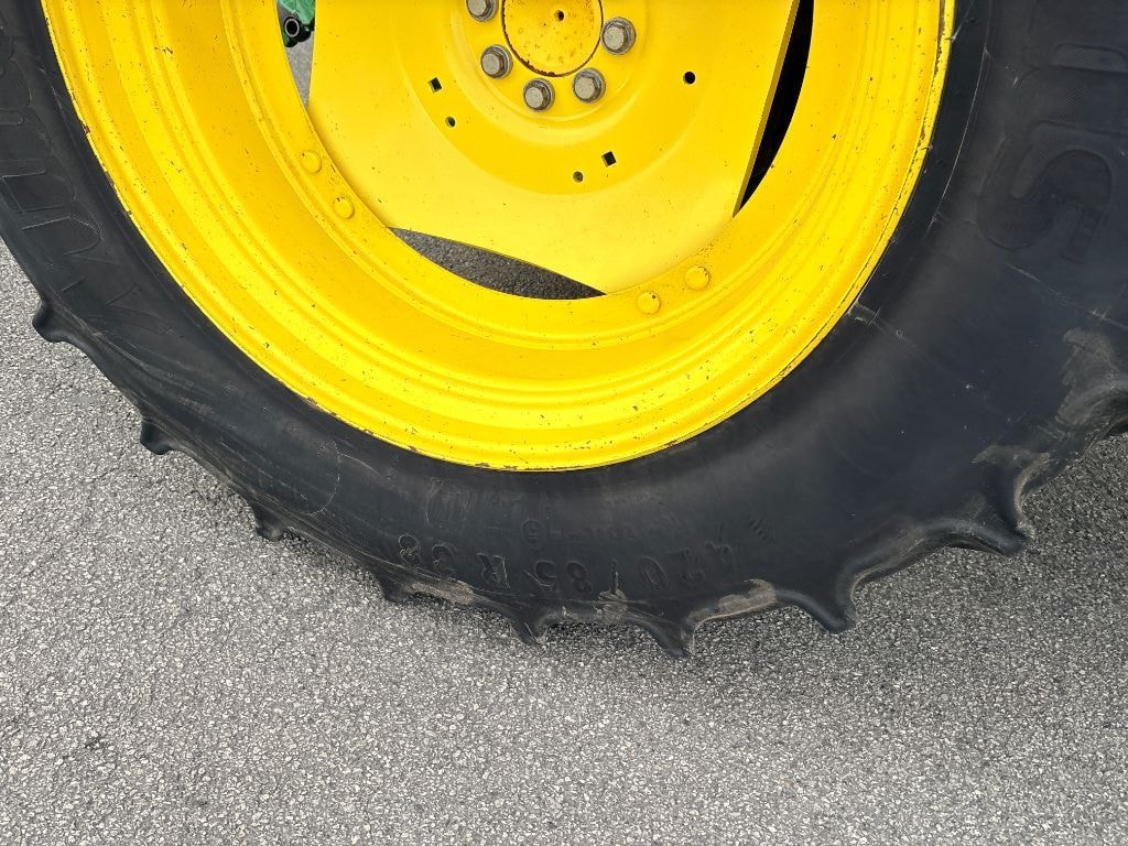 Tracteur JOHN DEERE 6115R - photo slide 9