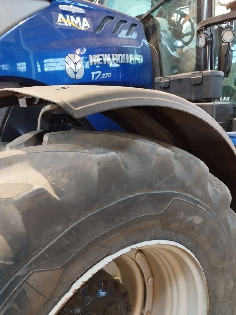 Tracteur NEW HOLLAND T7.270 - photo slide 5