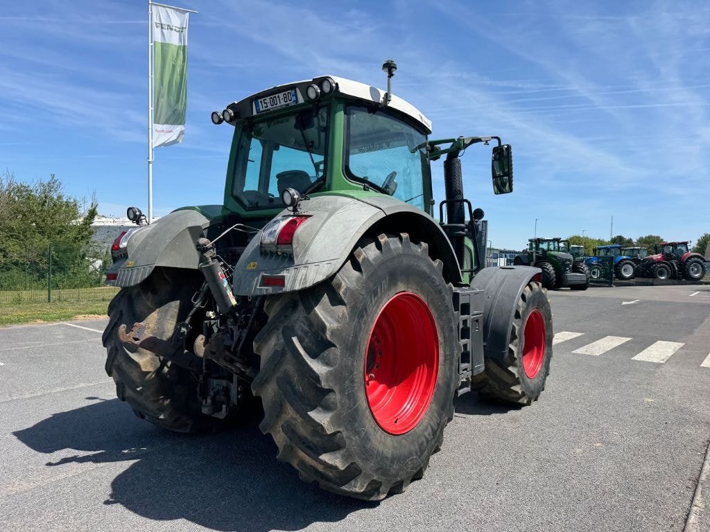Tracteur FENDT 824 VARIO PROFI + - photo slide 6