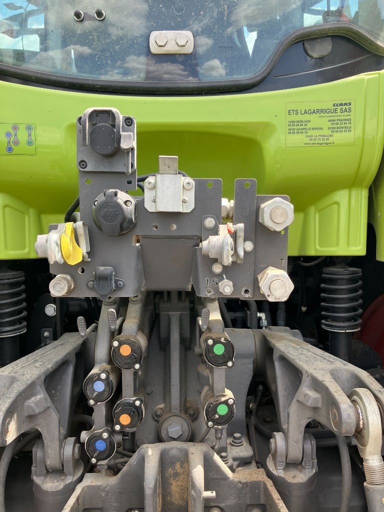 Tracteur CLAAS ARION 660 CIS+ - photo slide 8