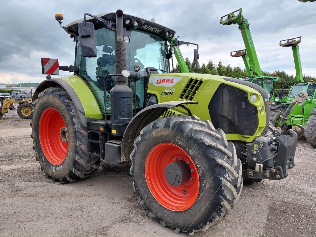 Tracteur CLAAS ARION 660 CMATIC - photo slide 2