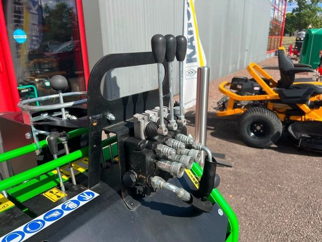 Divers GUERIN VITICULTURE TRANSPORTEUR A CHENILLES - photo slide 2