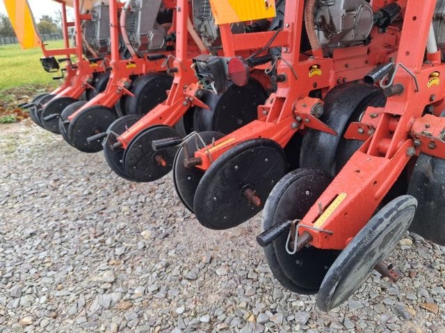 Semoir monograine MASCHIO MTE 300 - photo slide 16