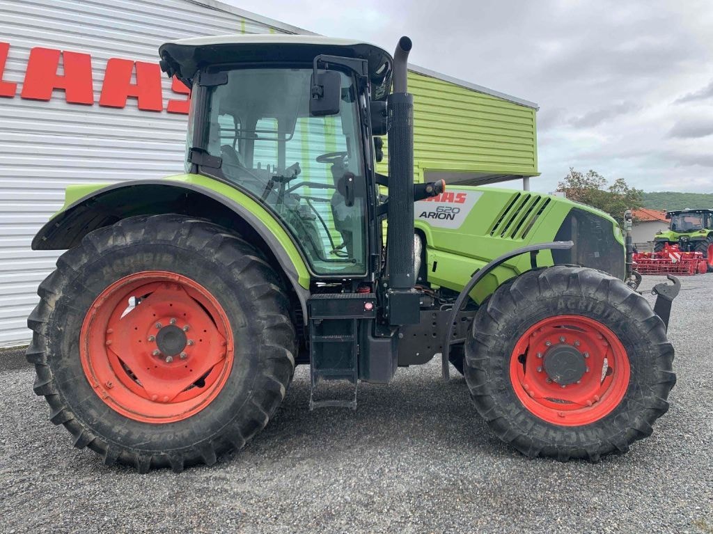 Tracteur CLAAS ARION 620 T4I CIS - photo slide 4