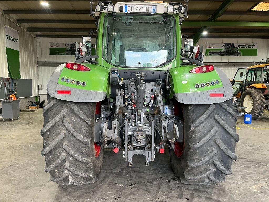 Tracteur FENDT 724 VARIO PROFI + - photo slide 6