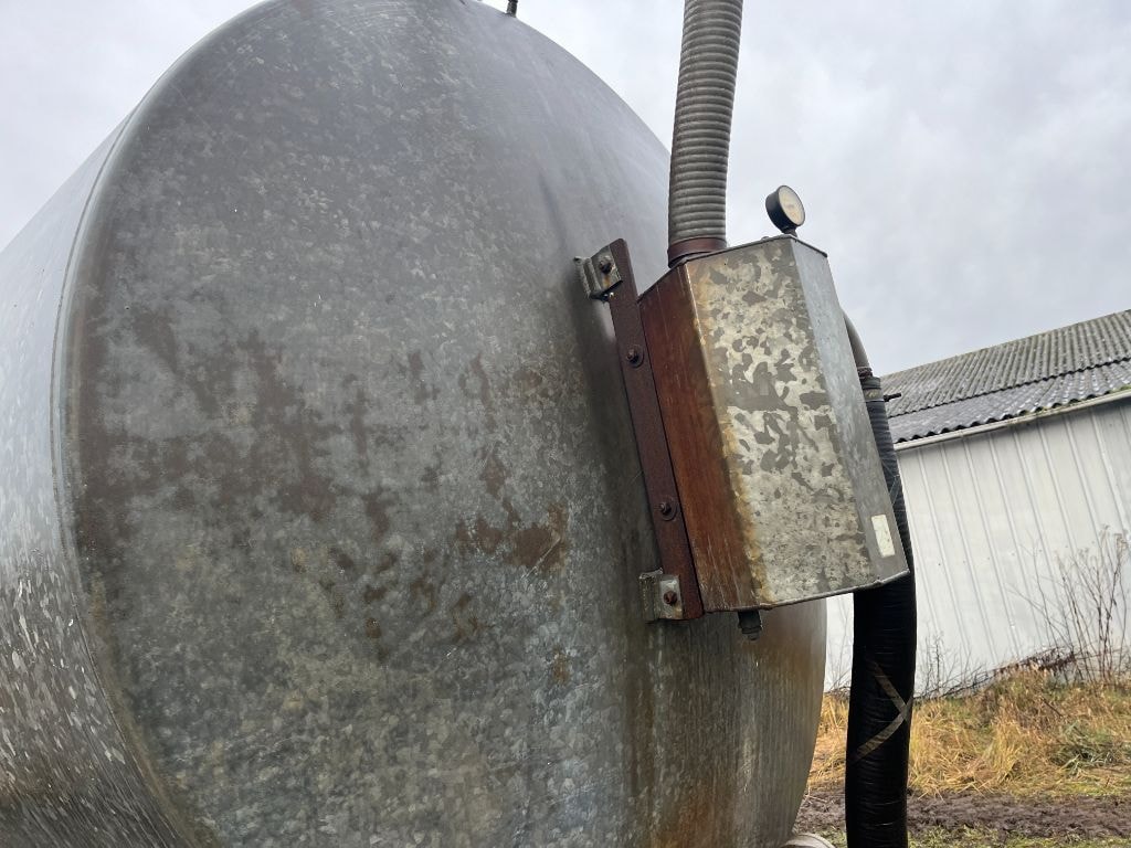 Tonne a lisier DZWAEF 16000 L - photo slide 10