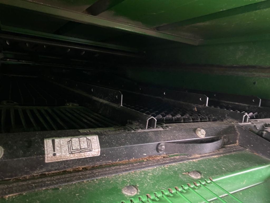 Moissonneuse JOHN DEERE T 560 HM - photo slide 36