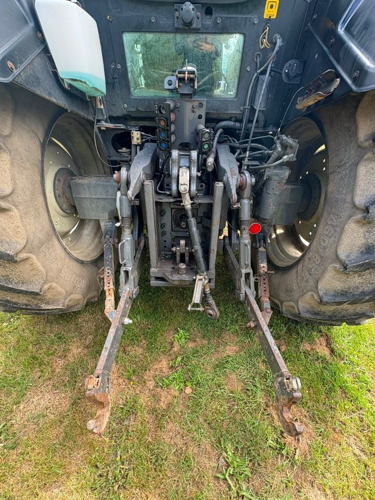 Tracteur VALTRA N113H5 - photo slide 11