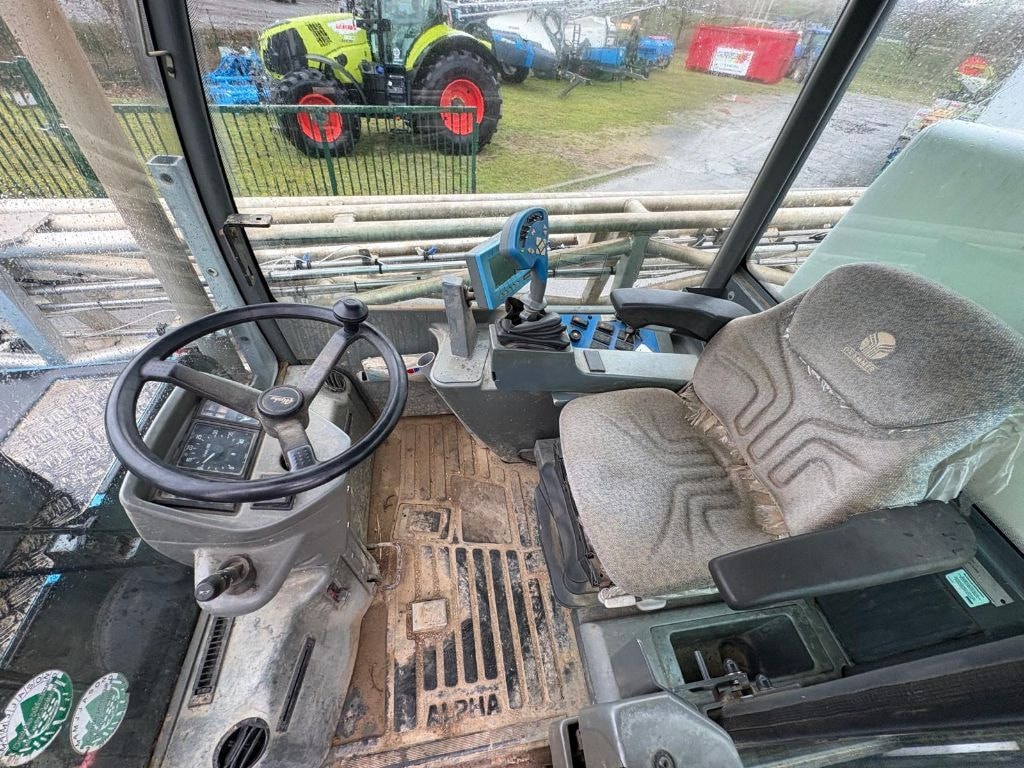 Pulverisateur automoteur EVRARD Alpha 4100 - photo slide 17