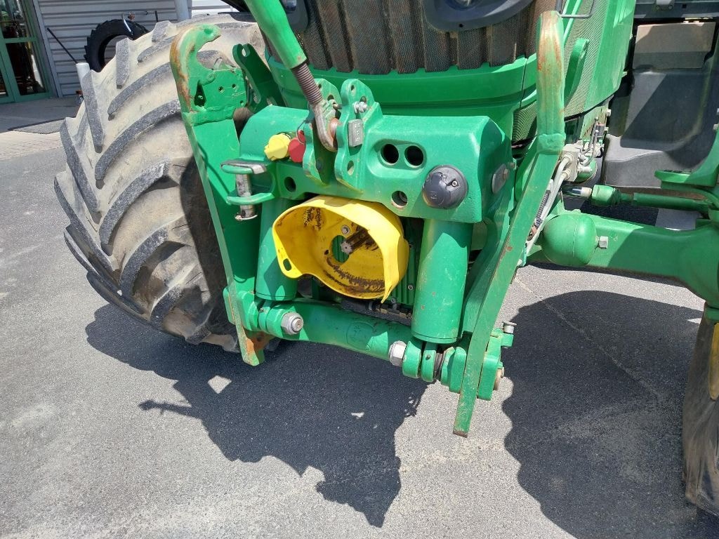 Tracteur JOHN DEERE 6140R - photo slide 10