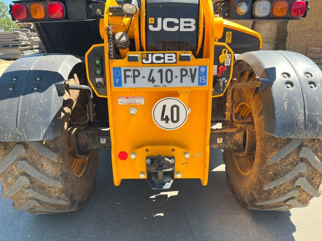 Telescopique JCB 532-60 AGRI TL4 - photo slide 6