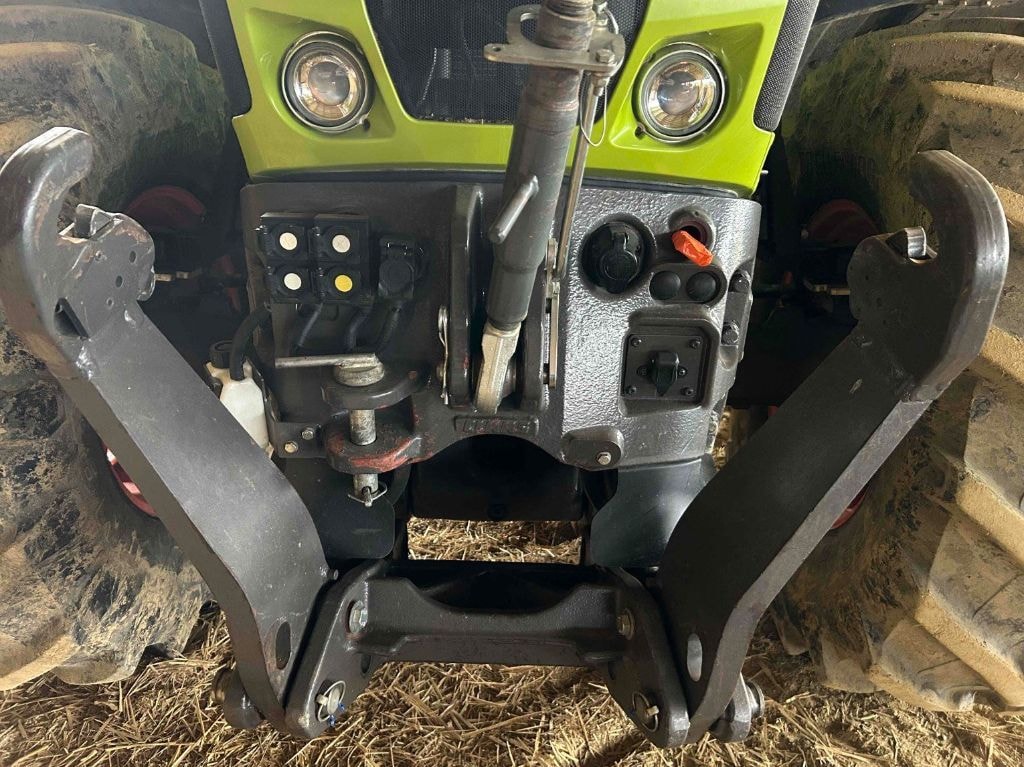 Tracteur CLAAS AXION 810 T4F CIS - photo slide 8
