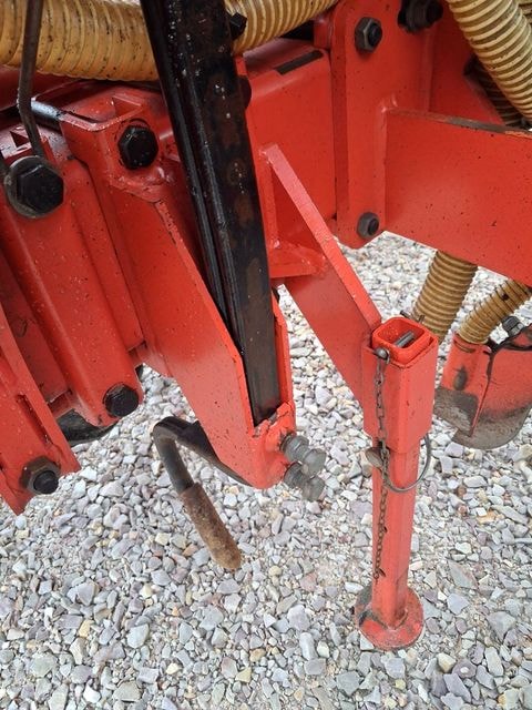 Semoir monograine MASCHIO MTE 300 - photo slide 18