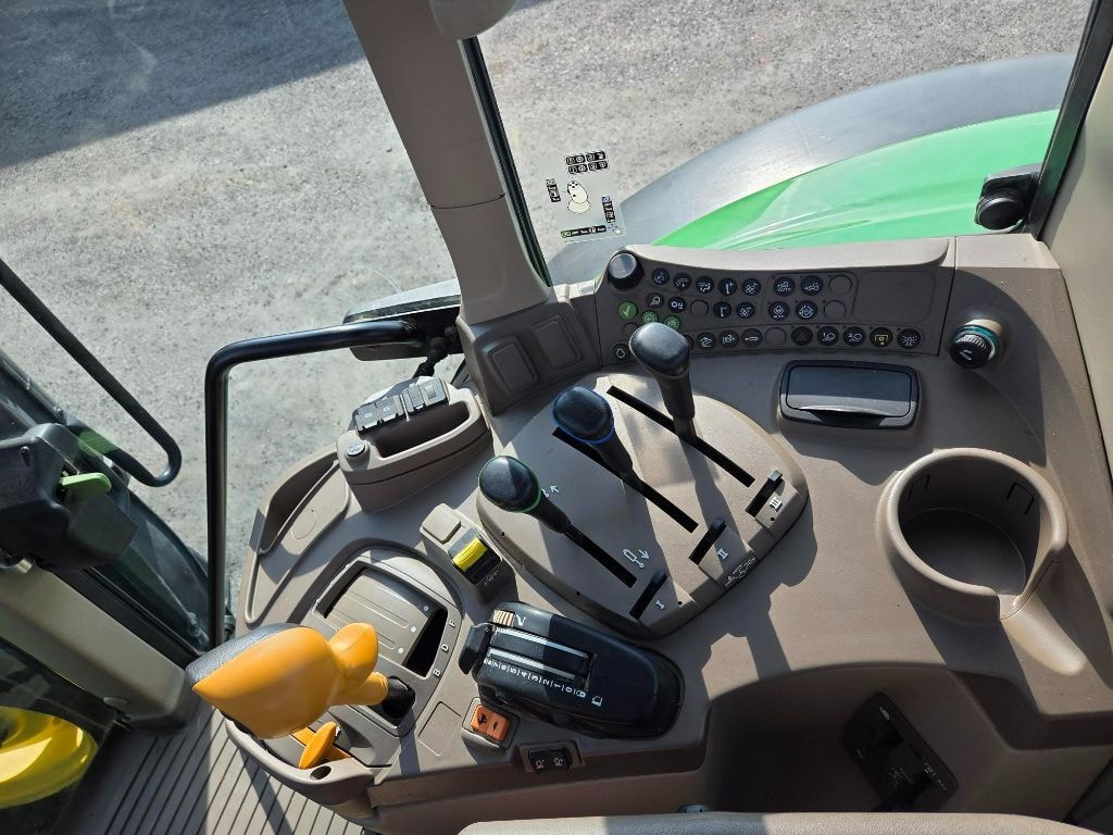 Tracteur JOHN DEERE 6100M - photo slide 6