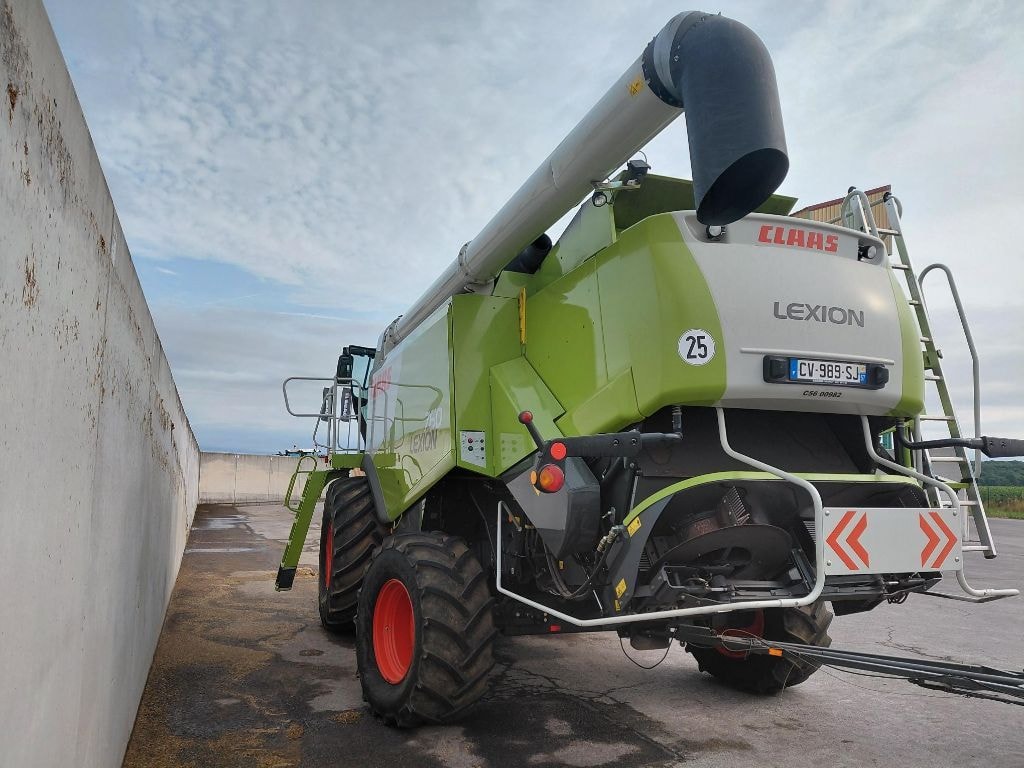 Moissonneuse CLAAS LEXION 760 - photo slide 7