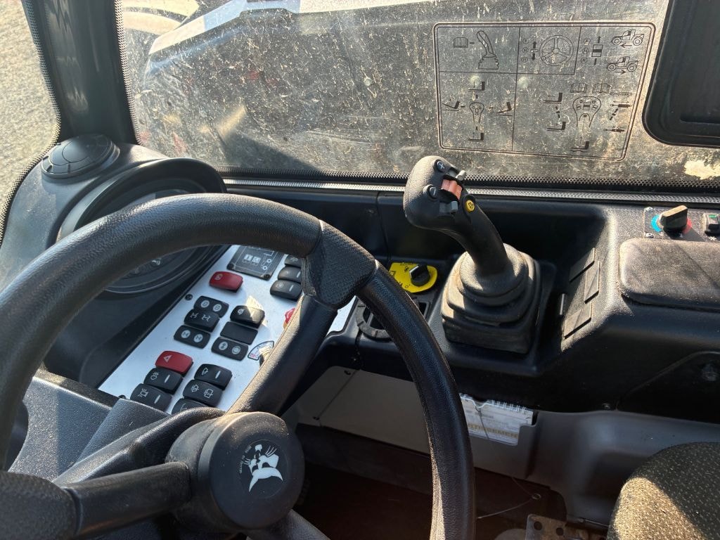 Telescopique BOBCAT TL 30.60 - photo slide 21