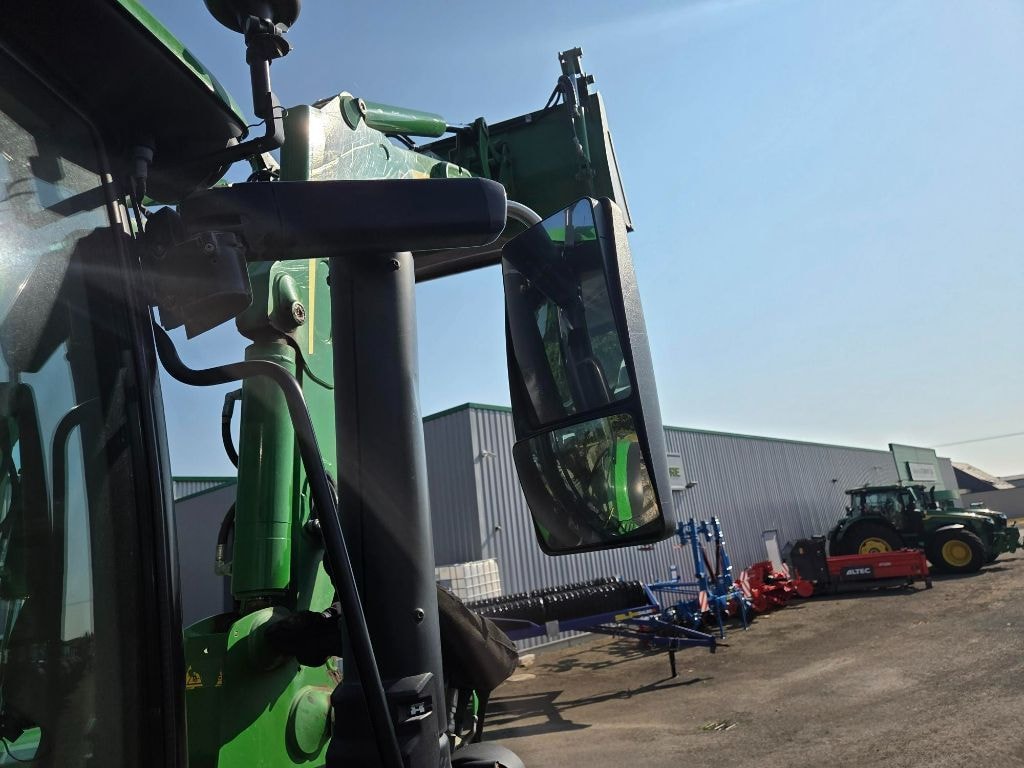 Tracteur chargeur JOHN DEERE 6130R - photo slide 11