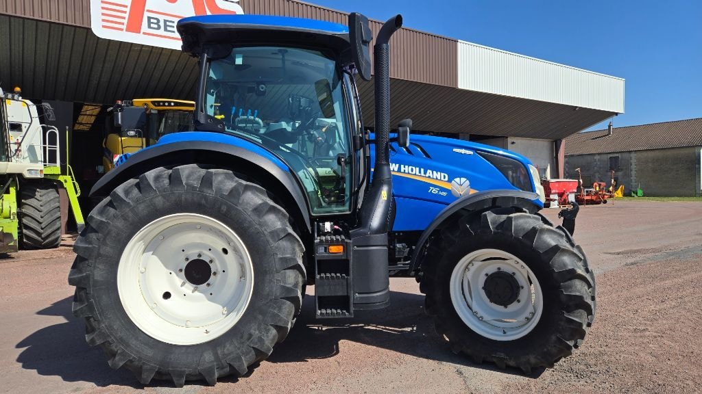 Tracteur NEW HOLLAND T6.145 AC - photo slide 6