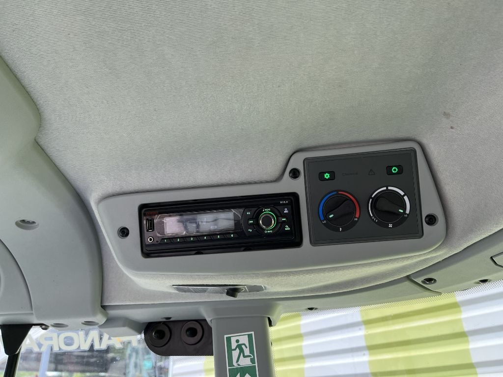 Tracteur CLAAS Arion 430 Panoramic - photo slide 11