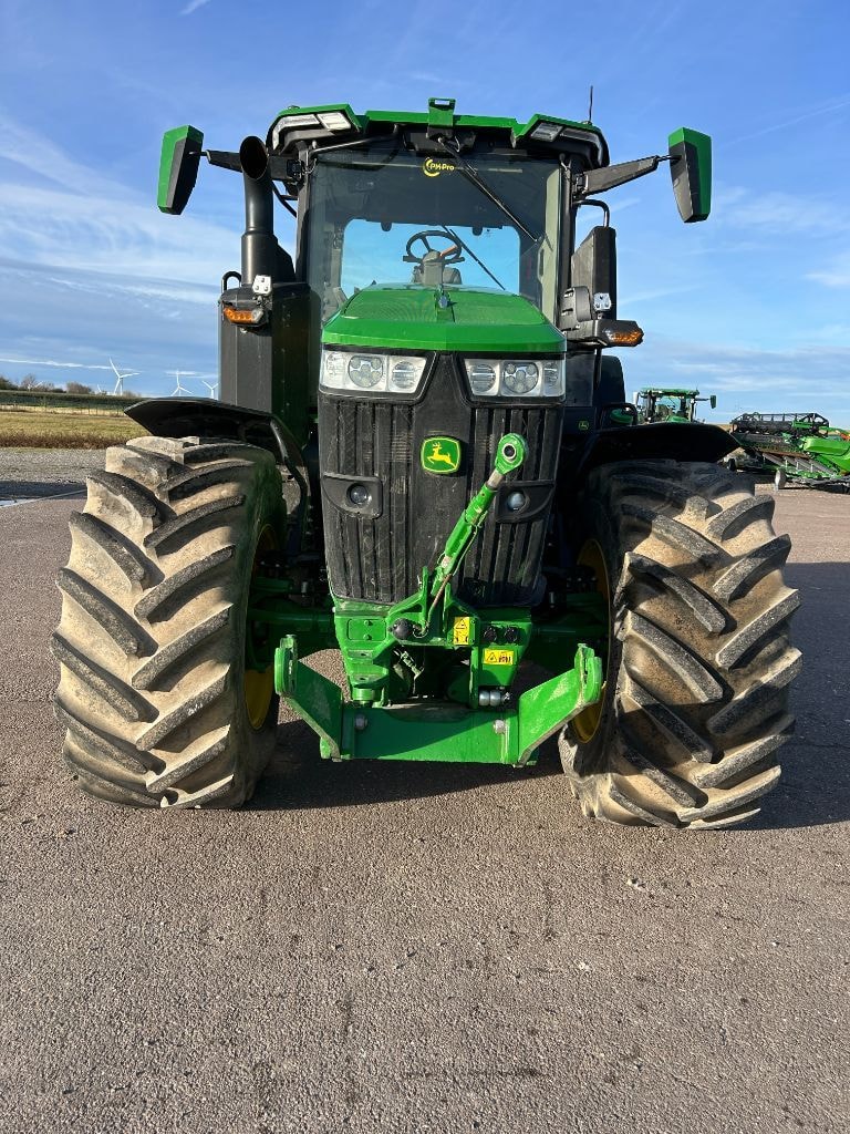 Tracteur JOHN DEERE 7R330 - photo slide 2