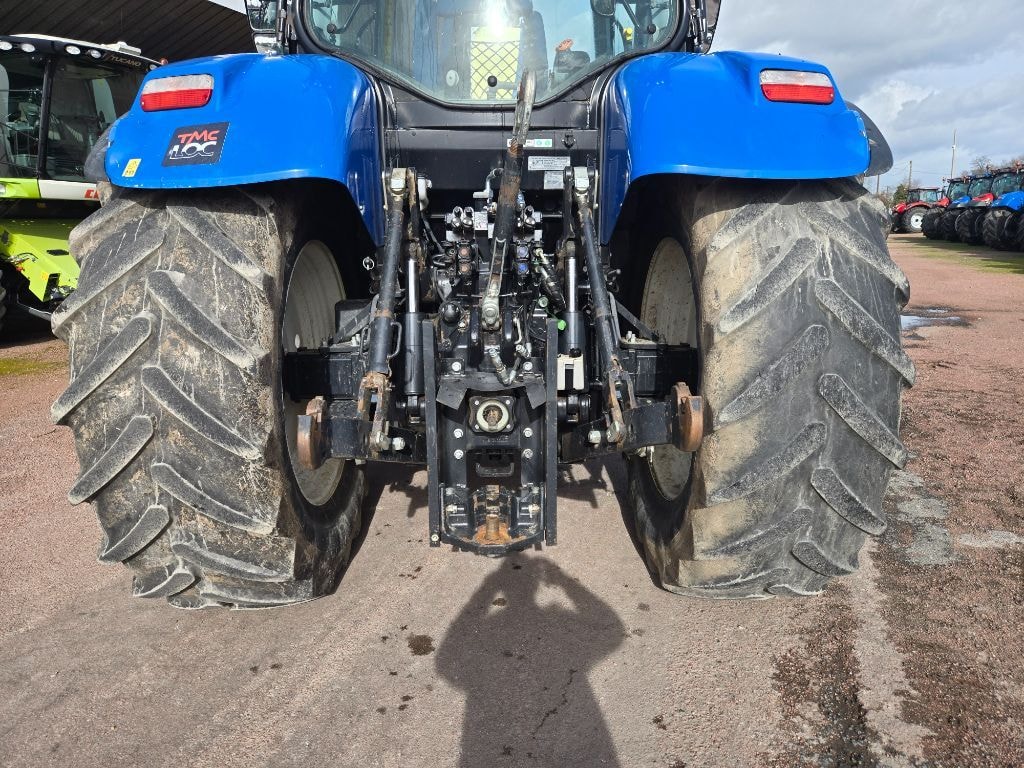 Tracteur NEW HOLLAND T7.230 PC - photo slide 4