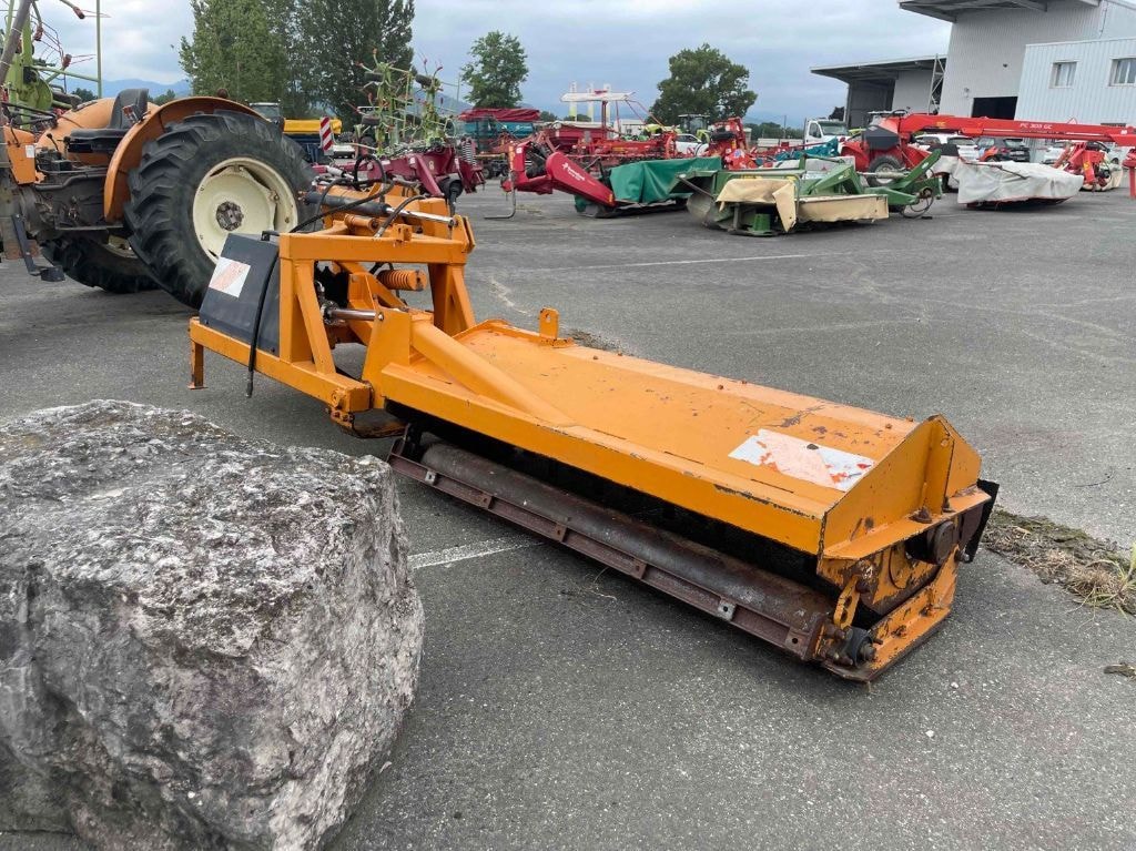 Broyeur d'accotement ROUSSEAU 1600 TS - photo slide 2
