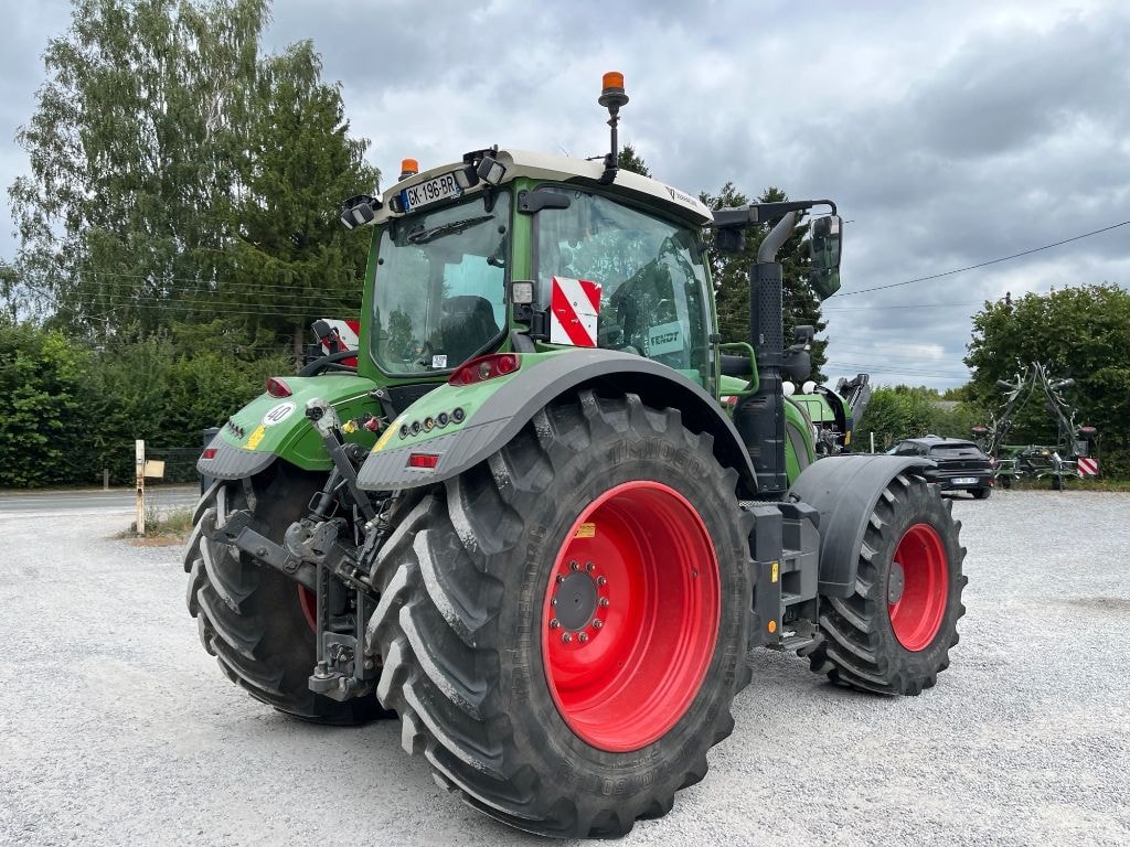 Tracteur FENDT 720 VARIO POWER + - photo slide 6