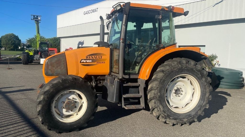Tracteur RENAULT ARES 556 RZ - photo slide 3