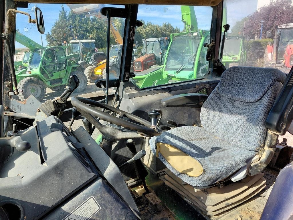 Tracteur chargeur DEUTZ FAHR DX 4.50 - photo slide 5