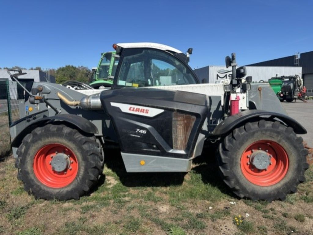 Telescopique CLAAS SCORPION 746 - photo slide 5