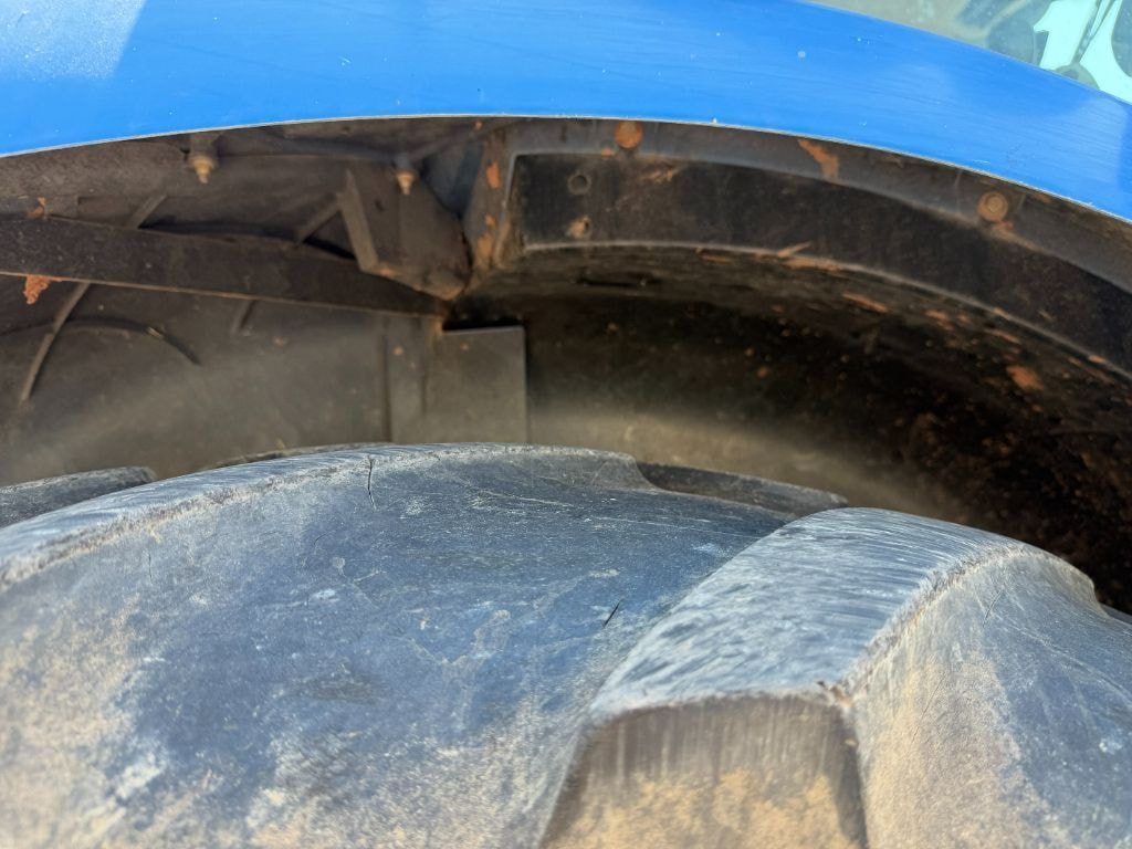 Tracteur NEW HOLLAND T7.235 AC       - photo slide 23